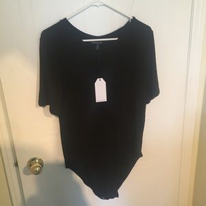 NWT Universal Standard Short Sleeve Bodysuit 14-16
